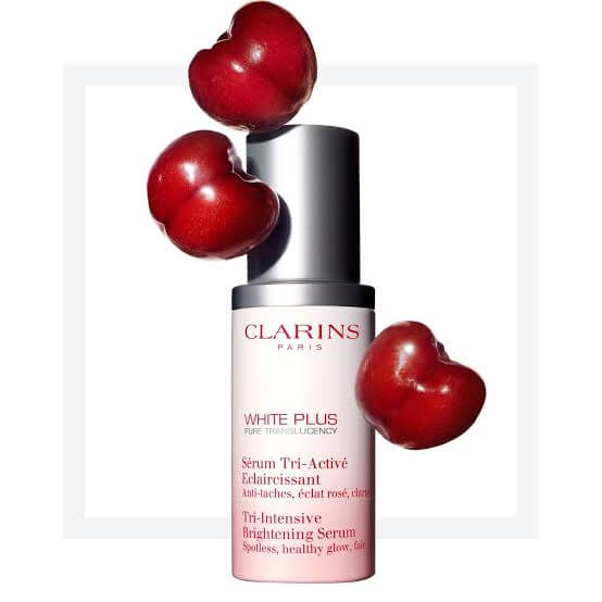 Clarins White Plus Tri-Intensive Brightening Serum 10 ml.​  เซรั่มเพื่อผิวกระจ่างใสสำหรับผิวสวยดูเปล่งประกายทุกมิติ (แตกต่าง เปล่งประกาย และดูมีสีสัน) ด้วยส่วนผสมจาก Acelora Fruit เผยผิวใสราวกับคริสตัล คิดค้นขึ้นเป็นพิเศษสำหรับผิวของคนเอเชีย 